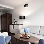 Nuhr Medical - & Restaurant - Ab 3 Naechte Vom 20 Mai Bis 25 Mai Inklusive Halbpension Mit 4 Gaenge Menue Yoga & Massage - Fuer Buchungen, Fragen Oder Sommerangebote Kontaktieren Sie Uns Gerne Bed & Breakfast