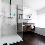Nuhr Medical - & Restaurant - Ab 3 Naechte Vom 20 Mai Bis 25 Mai Inklusive Halbpension Mit 4 Gaenge Menue Yoga & Massage - Fuer Buchungen, Fragen Oder Sommerangebote Kontaktieren Sie Uns Gerne Bed & Breakfast 4*