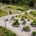 Bed & Breakfast Nuhr Medical - & Restaurant - Ab 3 Naechte Vom 20 Mai Bis 25 Mai Inklusive Halbpension Mit 4 Gaenge Menue Yoga & Massage - Fuer Buchungen, Fragen Oder Sommerangebote Kontaktieren Sie Uns Gerne Senftenberg