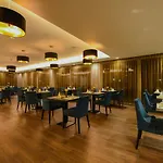 Nuhr Medical - & Restaurant - Ab 3 Naechte Vom 20 Mai Bis 25 Mai Inklusive Halbpension Mit 4 Gaenge Menue Yoga & Massage - Fuer Buchungen, Fragen Oder Sommerangebote Kontaktieren Sie Uns Gerne 4*