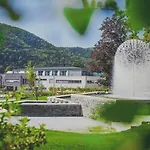 Nuhr Medical - & Restaurant - Ab 3 Naechte Vom 20 Mai Bis 25 Mai Inklusive Halbpension Mit 4 Gaenge Menue Yoga & Massage - Fuer Buchungen, Fragen Oder Sommerangebote Kontaktieren Sie Uns Gerne 4*