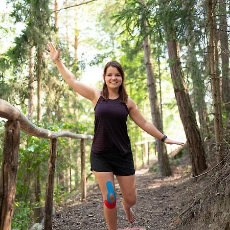 Nuhr Medical - Hotel & Restaurant - Ab 2 Naechte Von 13 Feb 26 - 15 Feb 26 Kostenlose Zimmerdekoration & 1 Flasche Sekt Fuer Den Valentinstag, Champagner & Kaviar Am 14 Feb Um 18 Uhr Bitte Tisch Vorreservieren 4* Senftenberg