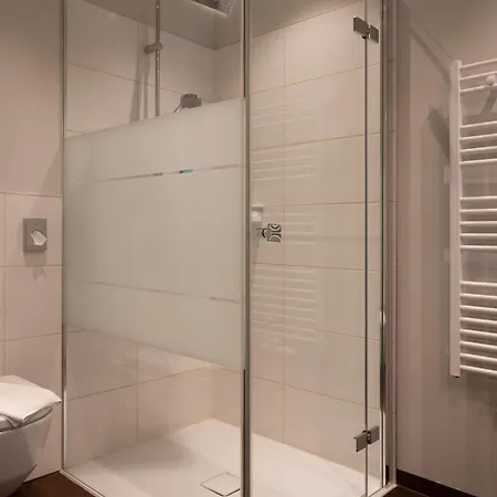 Nuhr Medical - & Restaurant - Geniessen Sie Ab 2 Naechte Im Zeitraum Von 23 Bis 26 April Ein Kostenloses Weinfruehling-ticket Pro Person Bed & Breakfast 4*