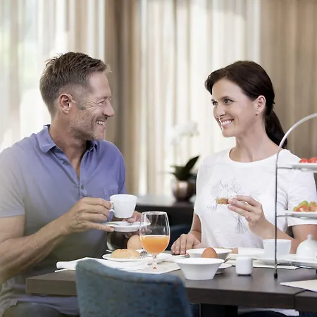 Nuhr Medical - & Restaurant - Ab 3 Naechten Im Zeitraum Vom 06 Juli Bis 30 August Geniessen Sie Pro Person Eine Kostenlose Massage-unser Naturteich Steht Ihnen Taeglich Von 10 Uhr Bis 18 Uhr Zur Verfuegung Inklusive Getraenke