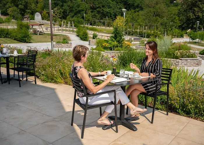 Nuhr Medical - Hotel & Restaurant - Ab 3 Naechte Vom 20 Mai Bis 25 Mai Inklusive Halbpension Mit 4 Gaenge Menue Yoga & Massage - Fuer Buchungen Oder Bei Fragen Kontaktieren Sie Uns Gerne 4* סנפטנברג