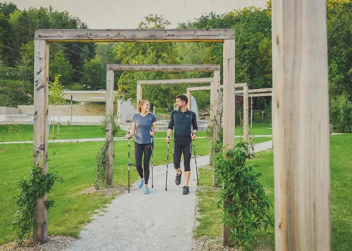 Panzió Nuhr Medical - Hotel & Restaurant - Ab 3 Naechte Vom 20 Mai Bis 25 Mai Inklusive Halbpension Mit 4 Gaenge Menue Yoga & Massage - Fuer Buchungen Oder Bei Fragen Kontaktieren Sie Uns Gerne Senftenberg