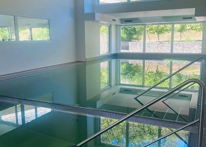 Nuhr Medical - Hotel & Restaurant - Ab 3 Naechte Vom 20 Mai Bis 25 Mai Inklusive Halbpension Mit 4 Gaenge Menue Yoga & Massage - Fuer Buchungen Oder Bei Fragen Kontaktieren Sie Uns Gerne Senftenberg