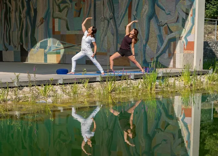 Bed & Breakfast Nuhr Medical - Hotel & Restaurant - Ab 3 Naechte Vom 20 Mai Bis 25 Mai Inklusive Halbpension Mit 4 Gaenge Menue Yoga & Massage - Fuer Buchungen Oder Bei Fragen Kontaktieren Sie Uns Gerne 4*