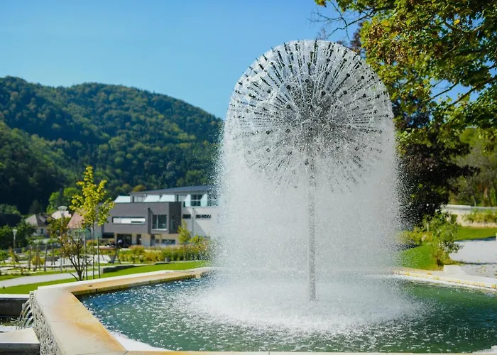 住宿加早餐酒店 Nuhr Medical - & Restaurant - Ab 3 Naechte Vom 20 Mai Bis 25 Mai Inklusive Halbpension Mit 4 Gaenge Menue Yoga & Massage - Fuer Buchungen Oder Bei Fragen Kontaktieren Sie Uns Gerne 4*