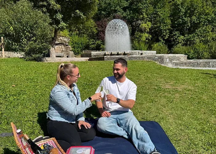 Nuhr Medical - Hotel & Restaurant - Ab 3 Naechte Vom 20 Mai Bis 25 Mai Inklusive Halbpension Mit 4 Gaenge Menue Yoga & Massage - Fuer Buchungen Oder Bei Fragen Kontaktieren Sie Uns Gerne 4* סנפטנברג